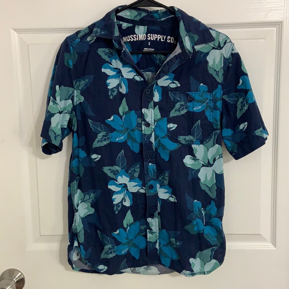 Men’s short sleeve button down tropical shirt